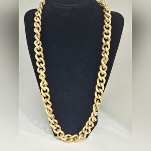Avon Gold Tone Chunky Link Chain Necklace